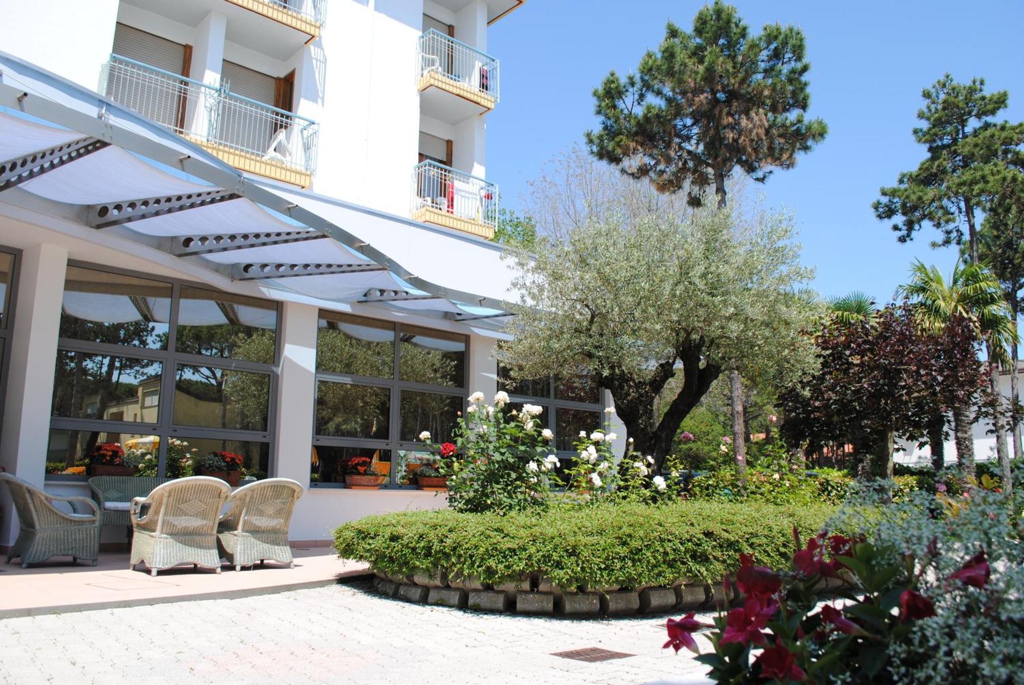 Hotel Franz Bibione Extérieur photo