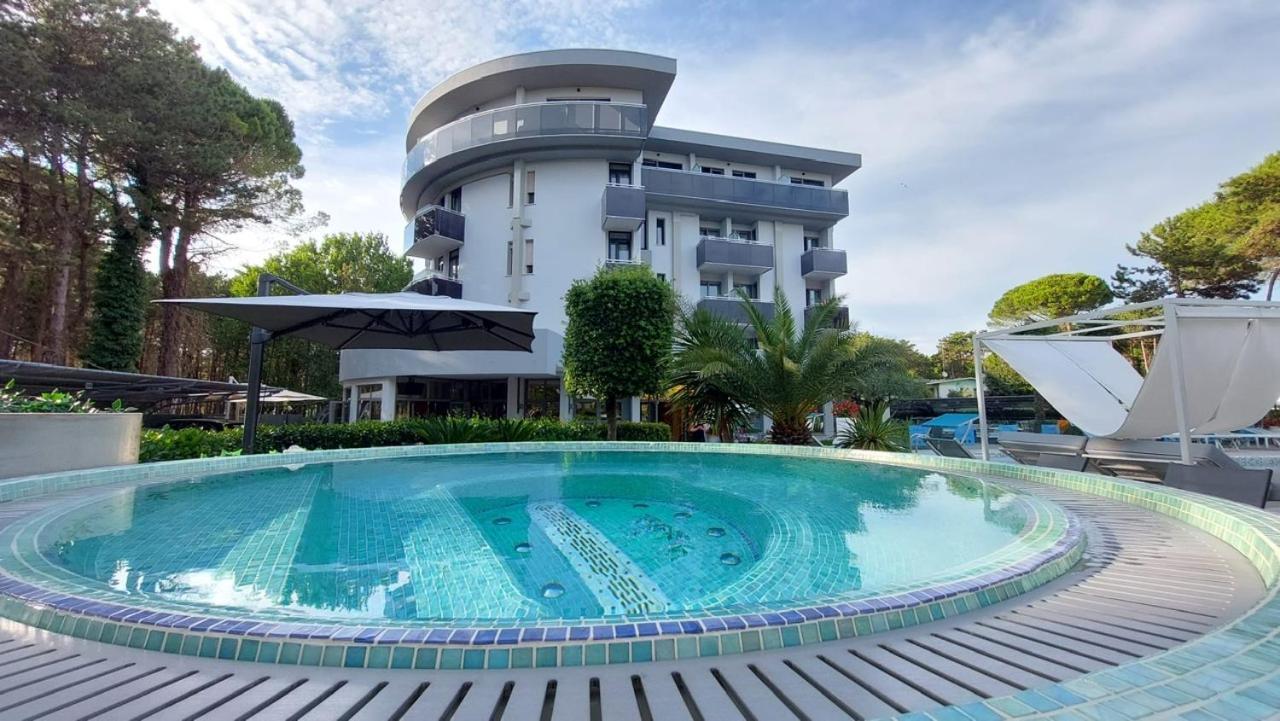 Hotel Franz Bibione Extérieur photo